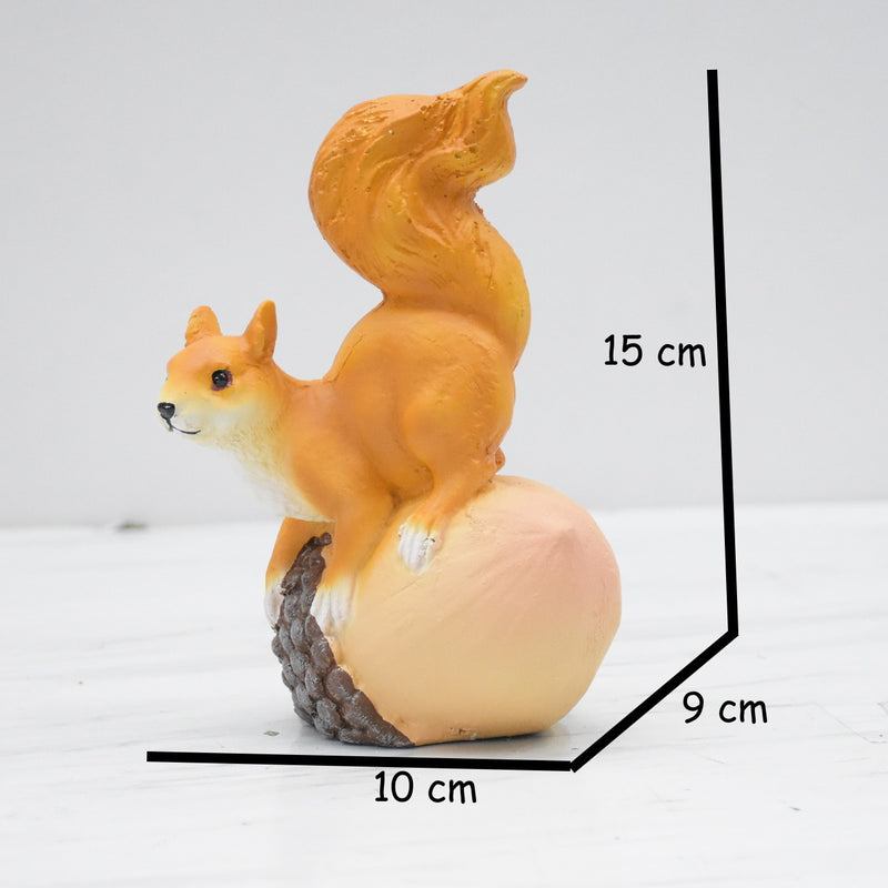 Squirrel Sitting on Nuts Showpiece : Set of 2